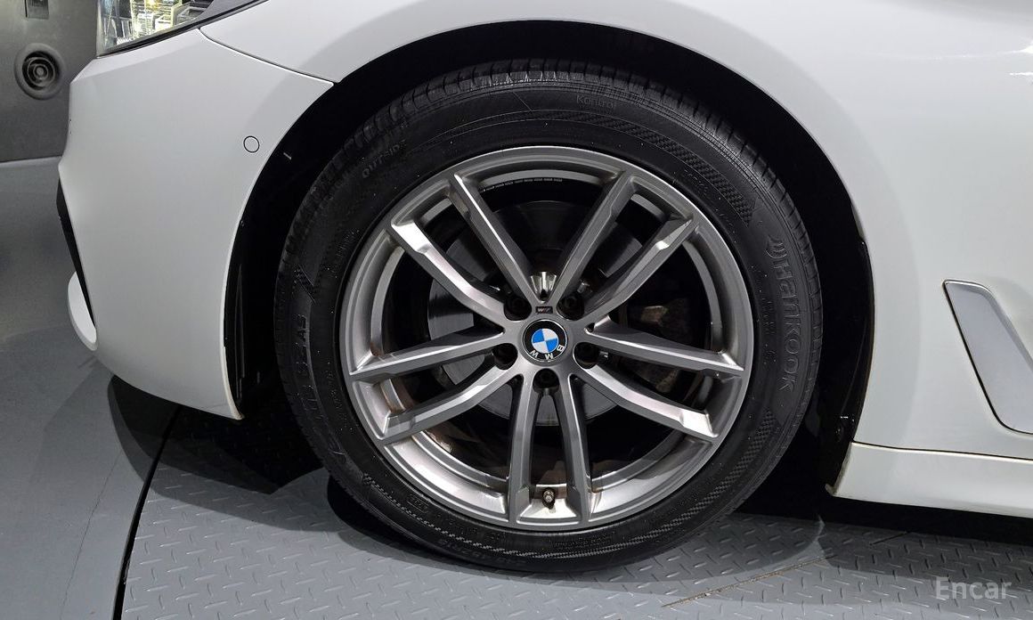 2019 BMW 5 серии VII (G30/G31) 520d M Sport Package Plus с пробегом 99 440 км