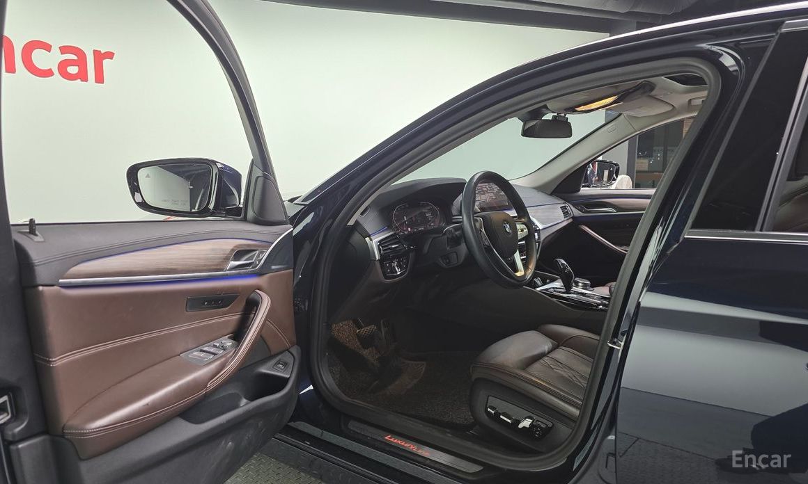 2020 BMW 5 серии VII (G30/G31) 520d xDrive Luxury Plus с пробегом 135 827 км