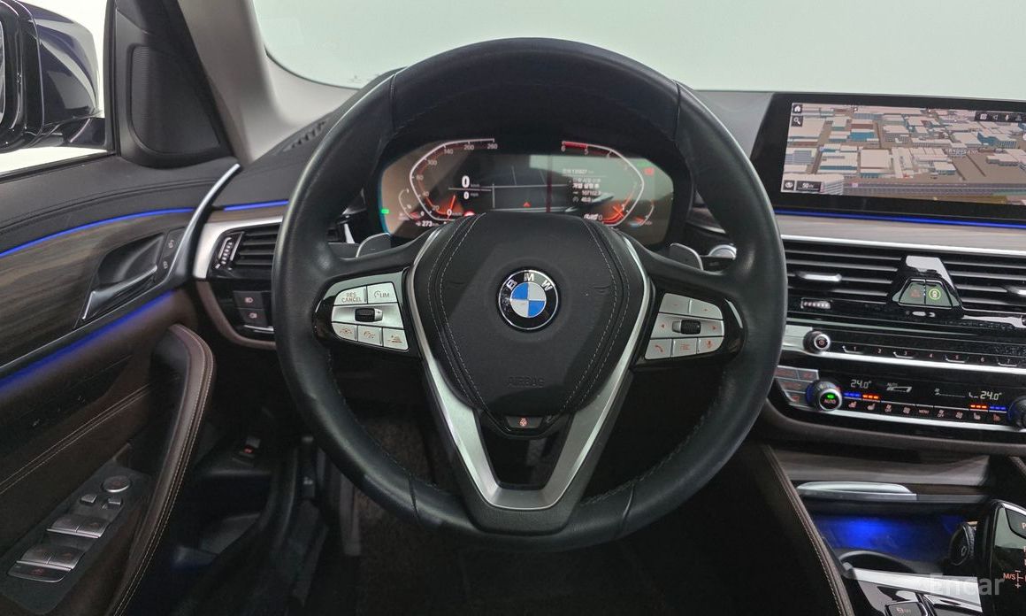 2020 BMW 5 серии VII (G30/G31) 520d xDrive Luxury Plus с пробегом 135 827 км