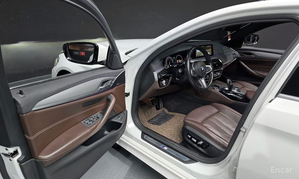 2019 BMW 5 серии VII (G30/G31) 520d M Sport Package Plus с пробегом 99 440 км