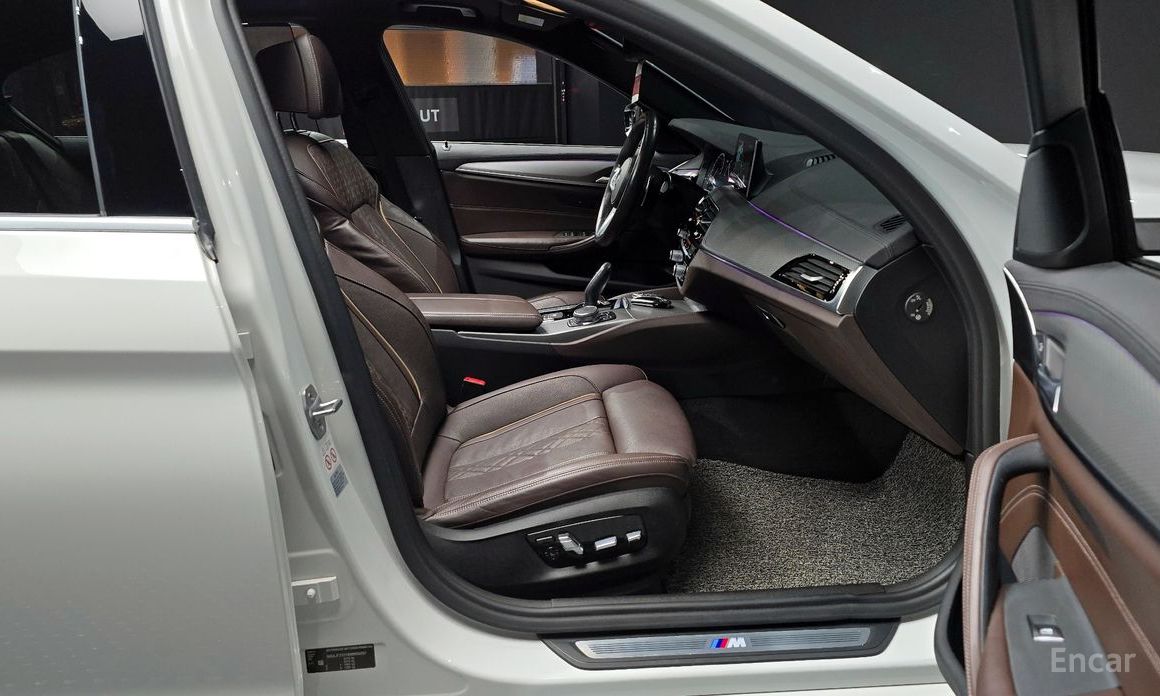 2019 BMW 5 серии VII (G30/G31) 520d M Sport Package Plus с пробегом 99 440 км