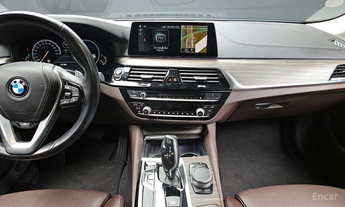 2019 BMW 5 серии VII (G30/G31) 520d Luxury Plus с пробегом 120 110 км