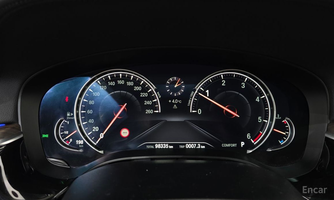 2018 BMW 5 серии VII (G30/G31) 520d xDrive Luxury Plus с пробегом 98 335 км