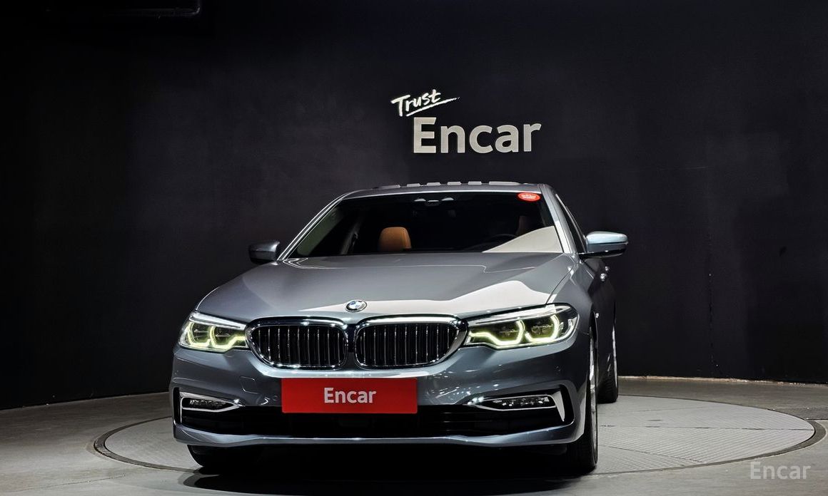 2018 BMW 5 серии VII (G30/G31) 520d Luxury Special Edition с пробегом 85 639 км