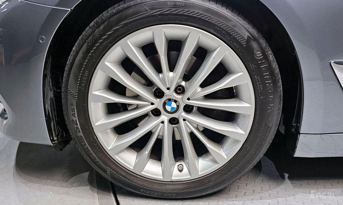 2018 BMW 5 серии VII (G30/G31) 520d Luxury Special Edition с пробегом 85 639 км