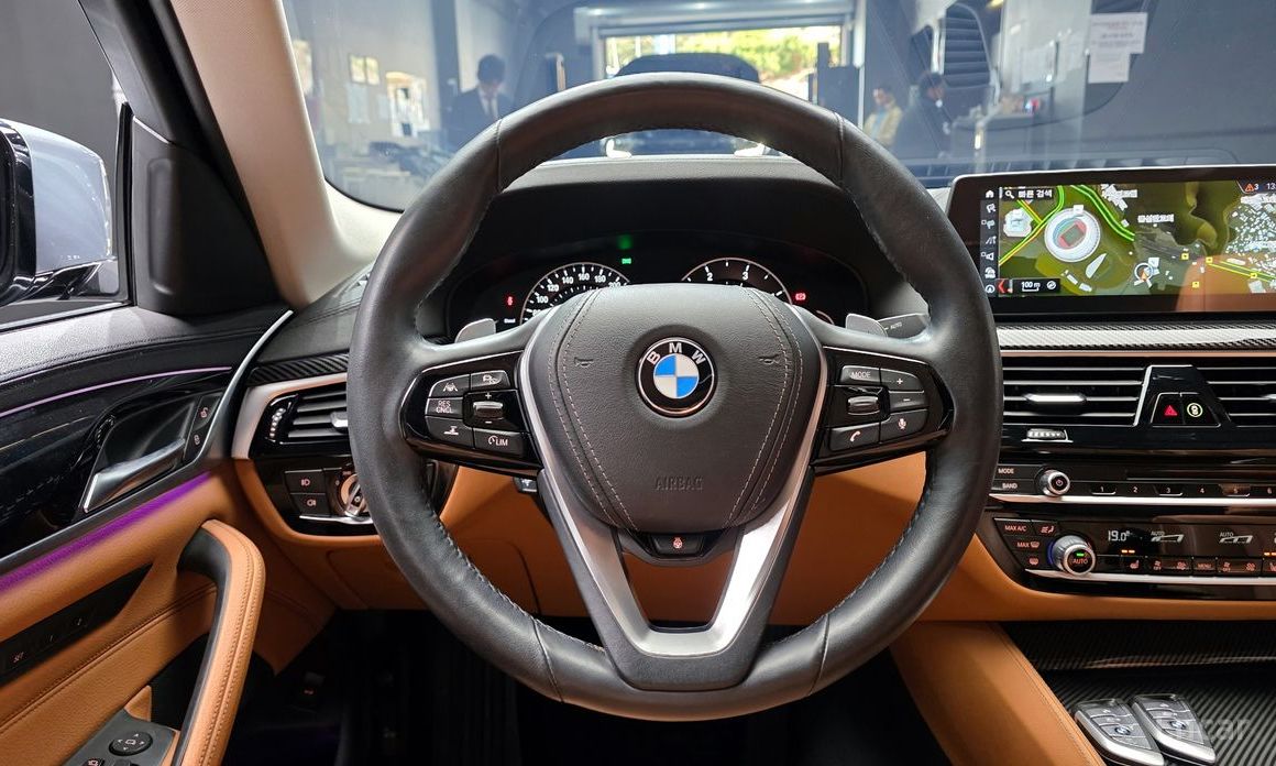 2018 BMW 5 серии VII (G30/G31) 520d Luxury Special Edition с пробегом 85 639 км