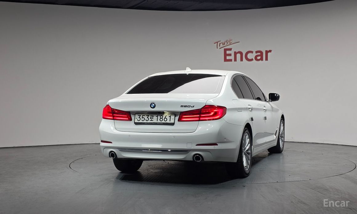 2019 BMW 5 серии VII (G30/G31) 520d Luxury Plus с пробегом 66 168 км