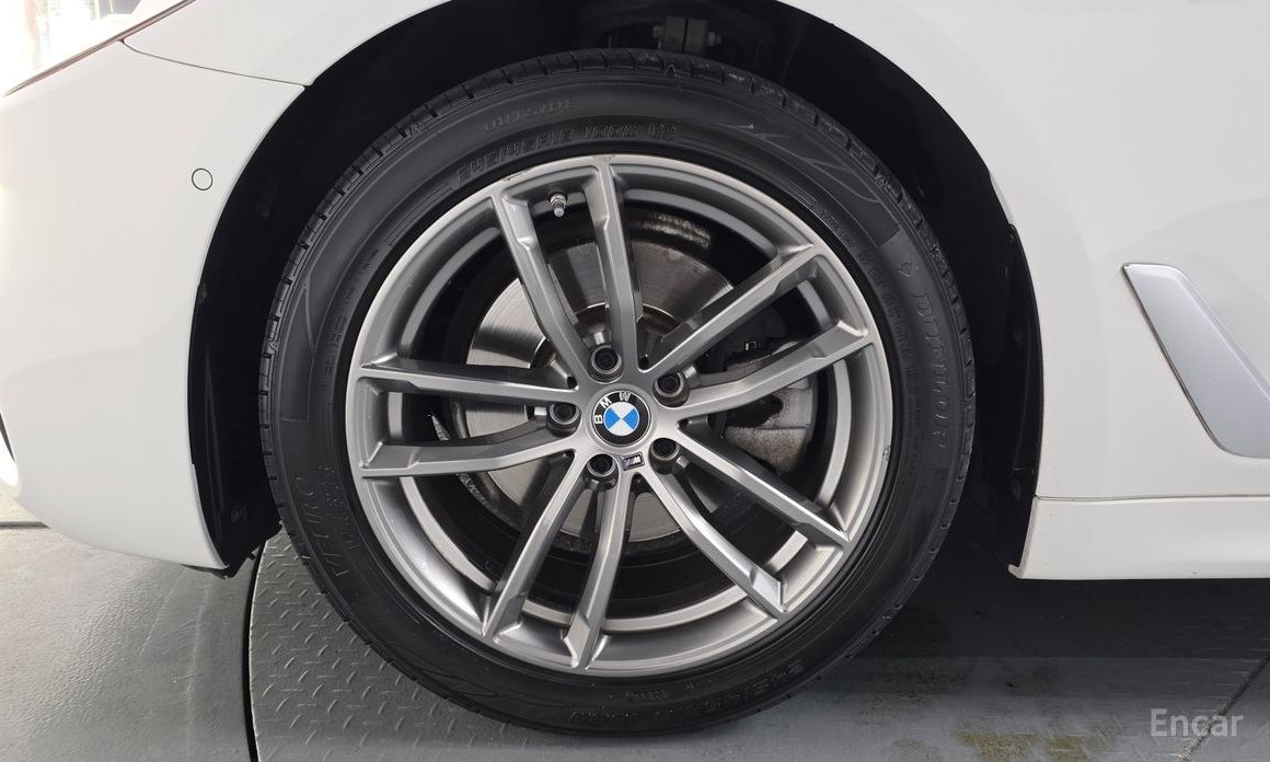 2018 BMW 5 серии VII (G30/G31) 520d M Sport Package Plus с пробегом 65 031 км