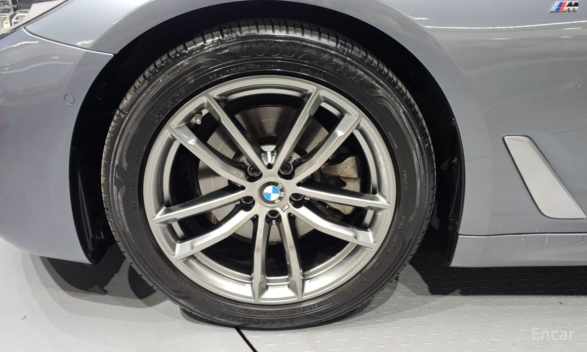 2020 BMW 5 серии VII (G30/G31) 520d xDrive M Sport Package Plus с пробегом 81 675 км