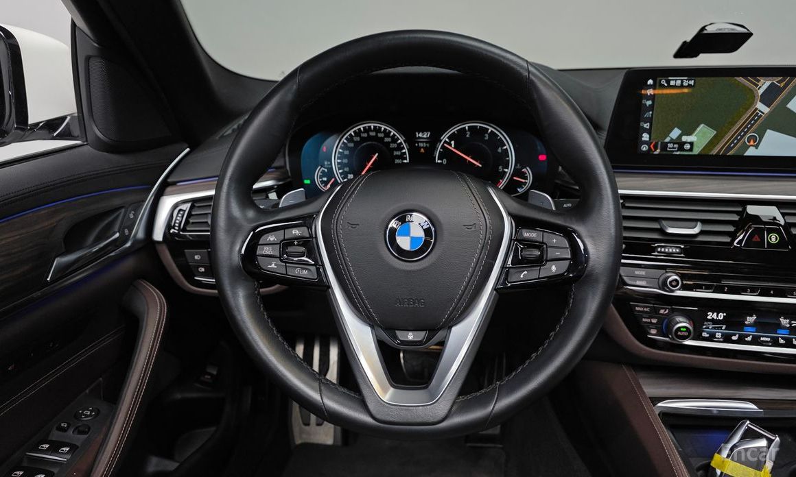 2018 BMW 5 серии VII (G30/G31) 520d M Sport Package Plus с пробегом 65 031 км