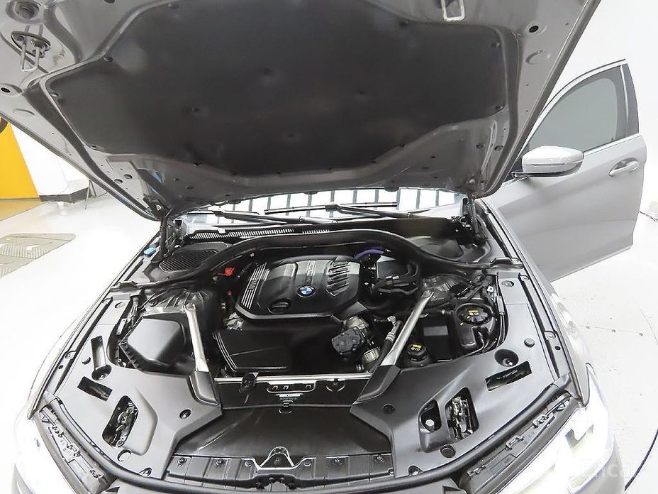 2021 BMW 5 серии VII (G30/G31) 523d Luxury с пробегом 103 758 км