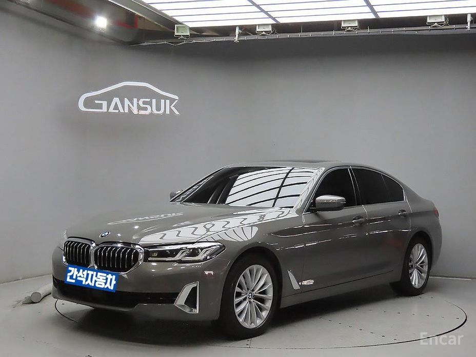 2021 BMW 5 серии VII (G30/G31) 523d Luxury с пробегом 103 758 км