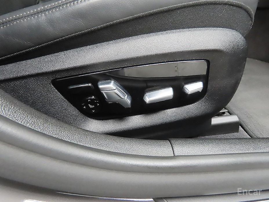 2021 BMW 5 серии VII (G30/G31) 523d Luxury с пробегом 103 758 км