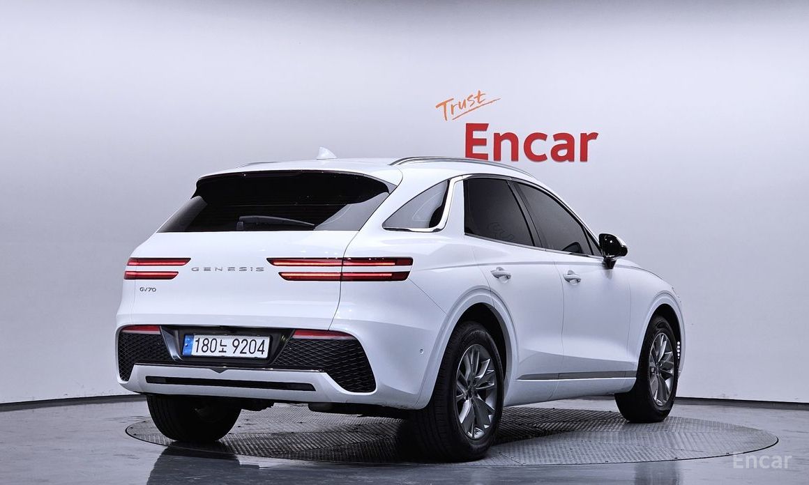 2021 Genesis GV70 I 2.2 Diesel 2WD с пробегом 75 688 км