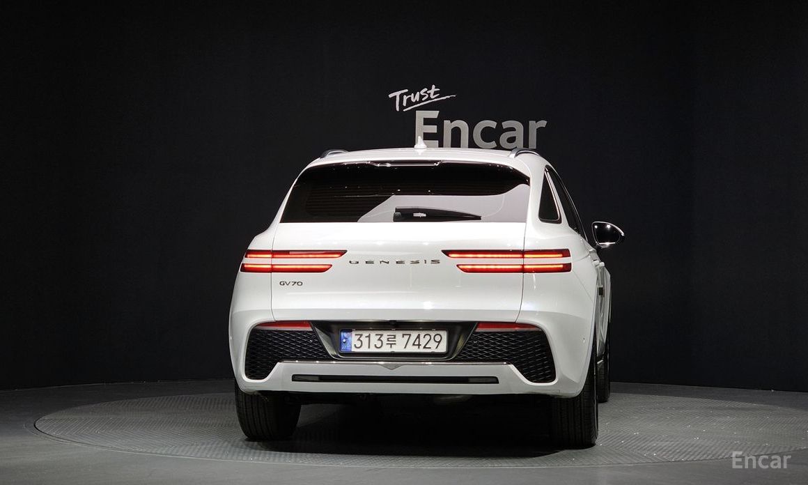 2021 Genesis GV70 I 2.2 Diesel 2WD с пробегом 73 036 км