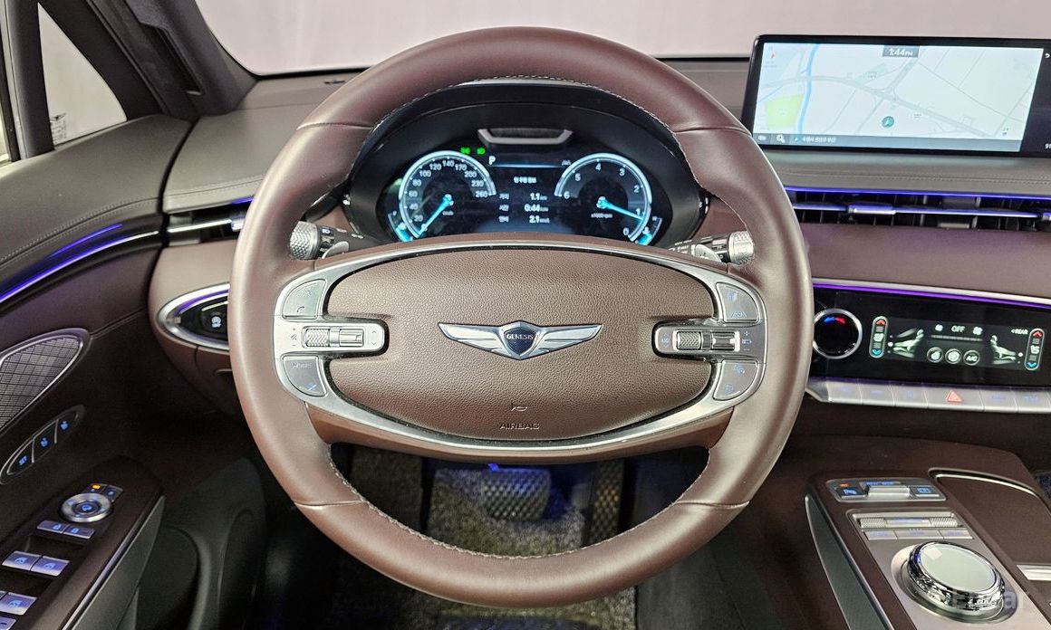 2021 Genesis GV70 I 2.2 Diesel 2WD с пробегом 73 036 км
