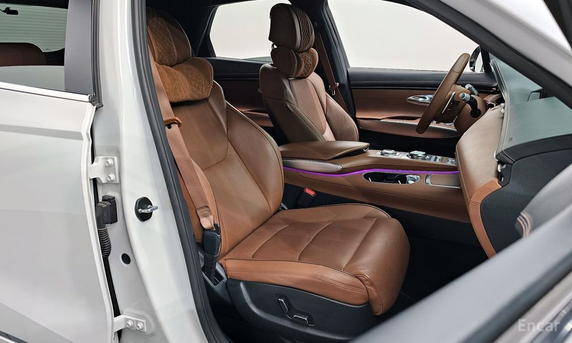 2022 Genesis GV70 I 2.2 Diesel 2WD с пробегом 26 445 км