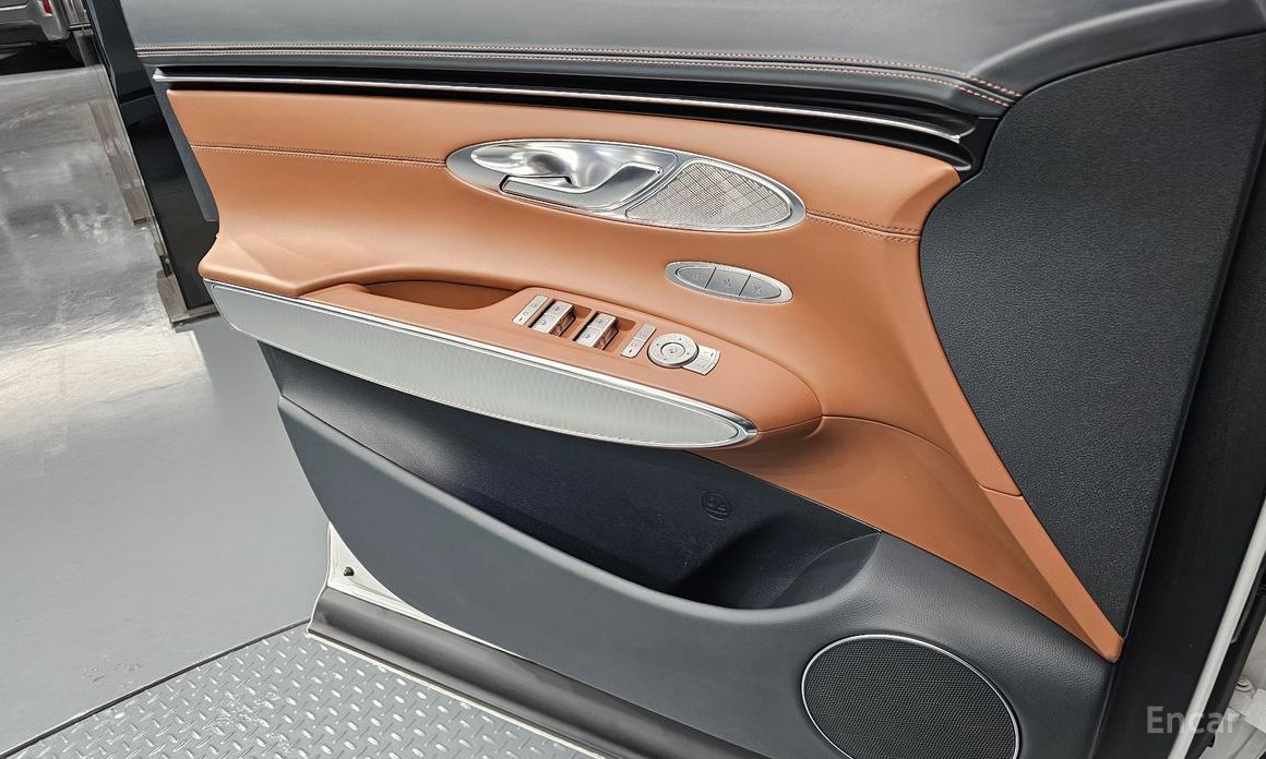2022 Genesis GV70 I 2.2 Diesel 2WD с пробегом 26 445 км