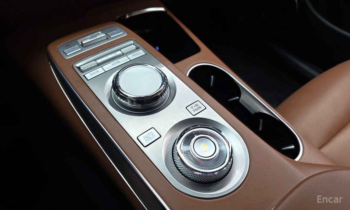 2021 Genesis GV70 I 2.2 Diesel AWD с пробегом 20 078 км