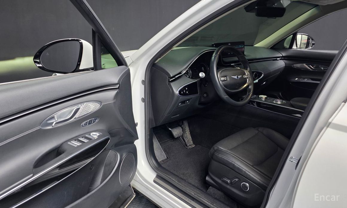 2021 Genesis GV70 I 2.2 Diesel AWD с пробегом 51 600 км