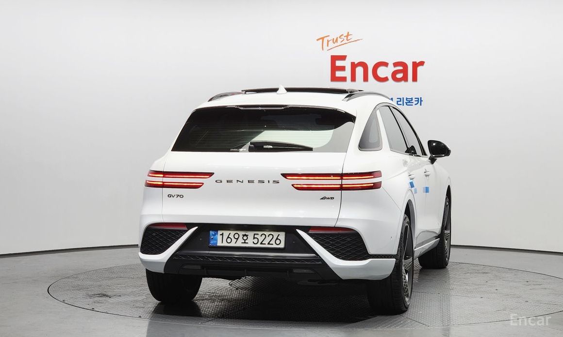 2022 Genesis GV70 I 2.2 Diesel AWD с пробегом 68 645 км