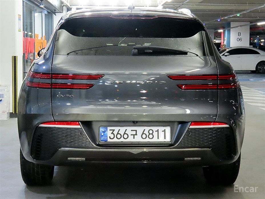 2021 Genesis GV70 I 2.2 Diesel 2WD с пробегом 15 409 км