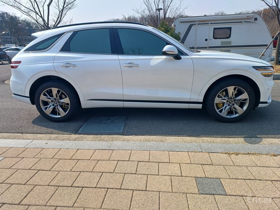 2021 Genesis GV70 I 2.2 Diesel AWD с пробегом 98 160 км