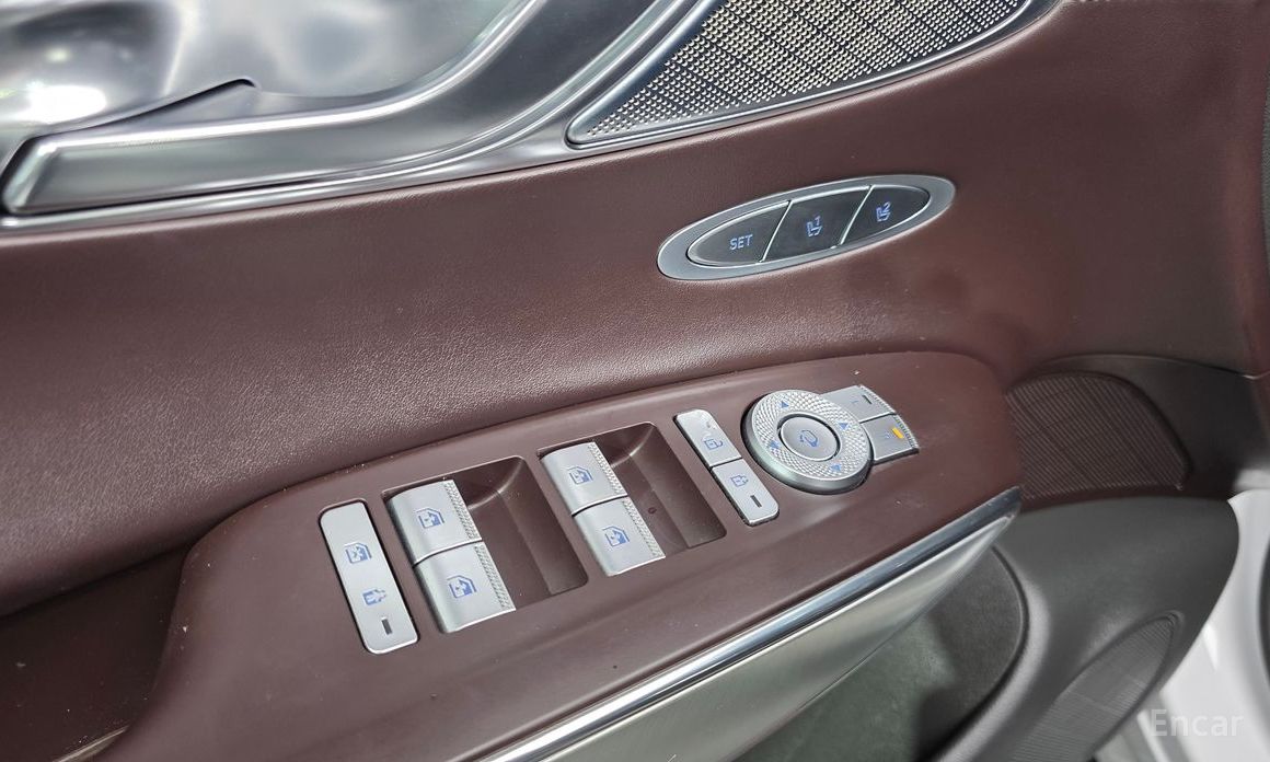 2021 Genesis GV70 I 2.2 Diesel AWD с пробегом 81 613 км