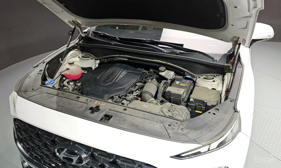 2020 Hyundai Santa Fe IV Рестайлинг Diesel 2.2 2WD Calligraphy с пробегом 44 190 км