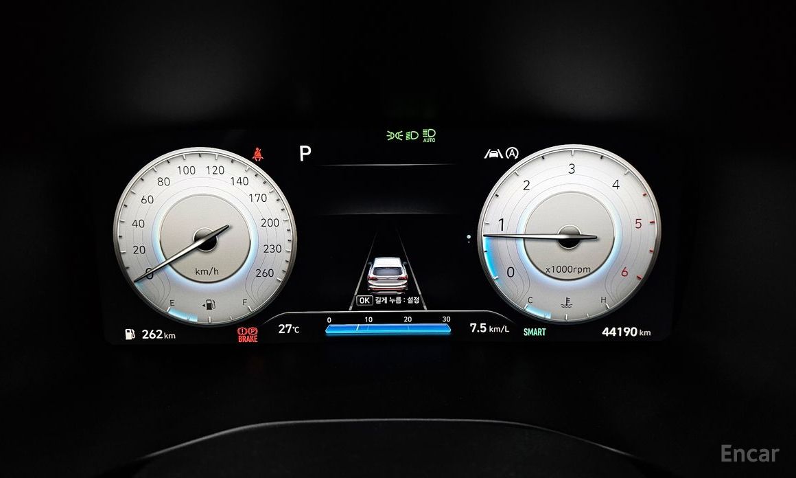 2020 Hyundai Santa Fe IV Рестайлинг Diesel 2.2 2WD Calligraphy с пробегом 44 190 км