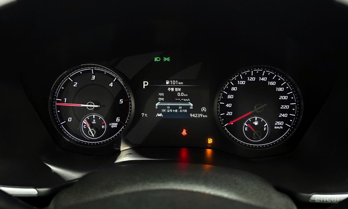 2020 Hyundai Santa Fe IV Рестайлинг Diesel 2.2 2WD Premium с пробегом 94 239 км