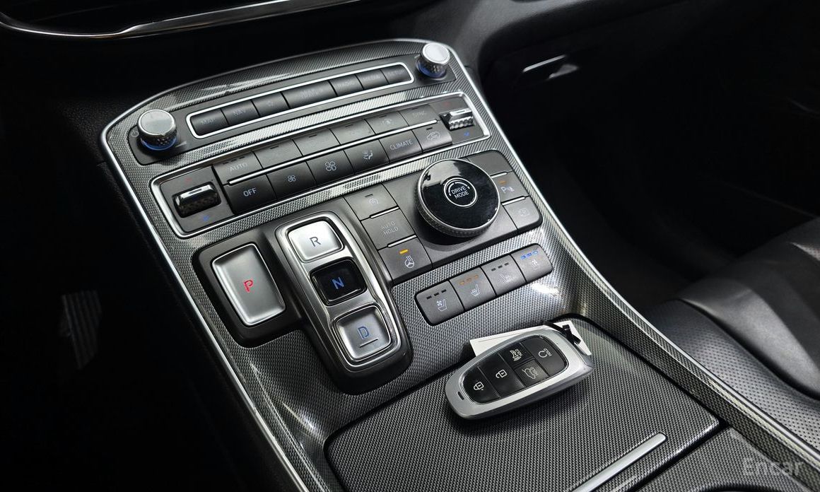 2020 Hyundai Santa Fe IV Рестайлинг Diesel 2.2 2WD Premium с пробегом 94 239 км