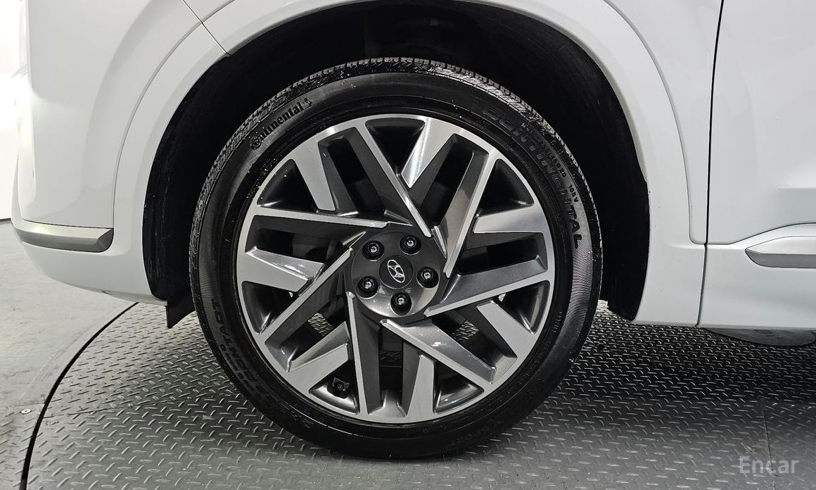 2023 Hyundai Santa Fe IV Рестайлинг Gasoline 2.5T 2WD Calligraphy с пробегом 32 273 км