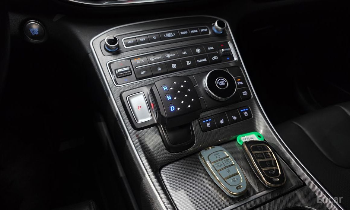 2022 Hyundai Santa Fe IV Рестайлинг Gasoline 2.5T 2WD Exclusive с пробегом 34 985 км