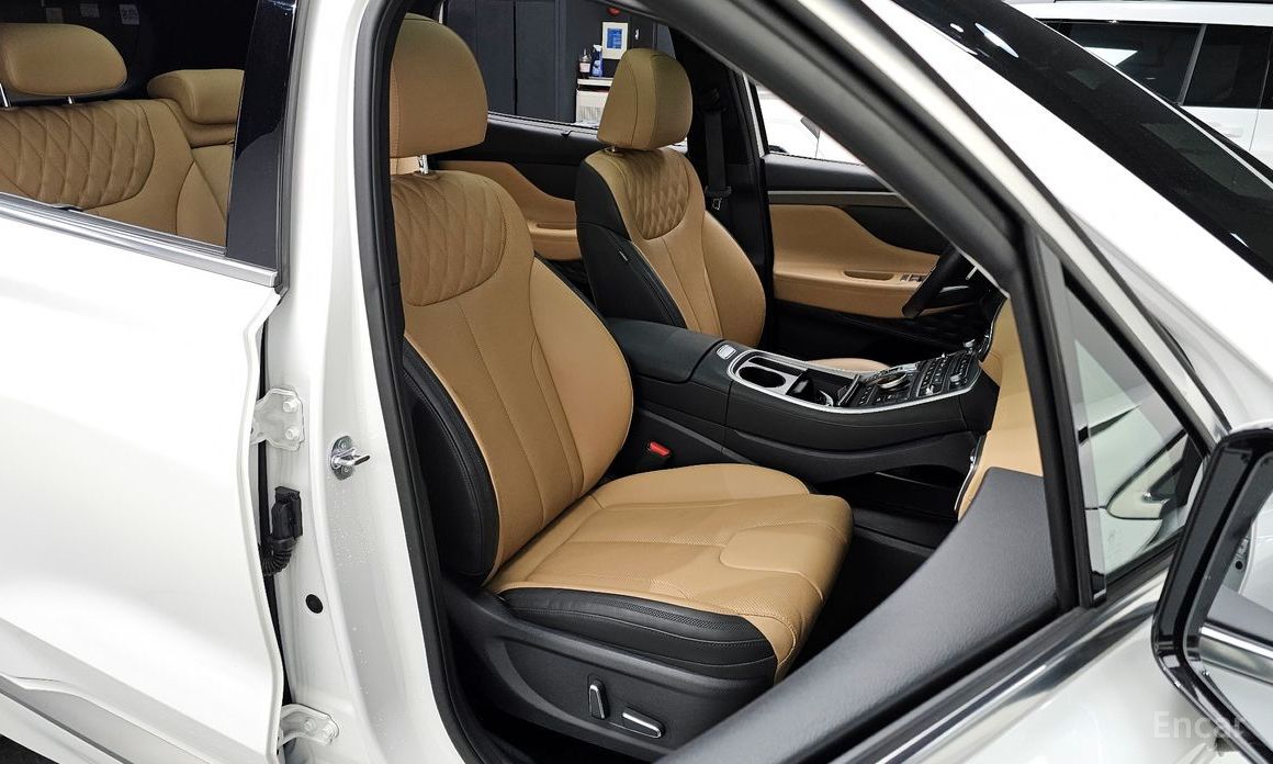 2023 Hyundai Santa Fe IV Рестайлинг Gasoline 2.5T 2WD Calligraphy с пробегом 32 273 км