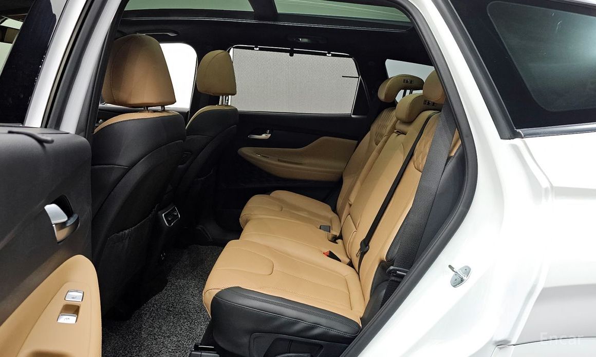 2023 Hyundai Santa Fe IV Рестайлинг Gasoline 2.5T 2WD Calligraphy с пробегом 32 273 км