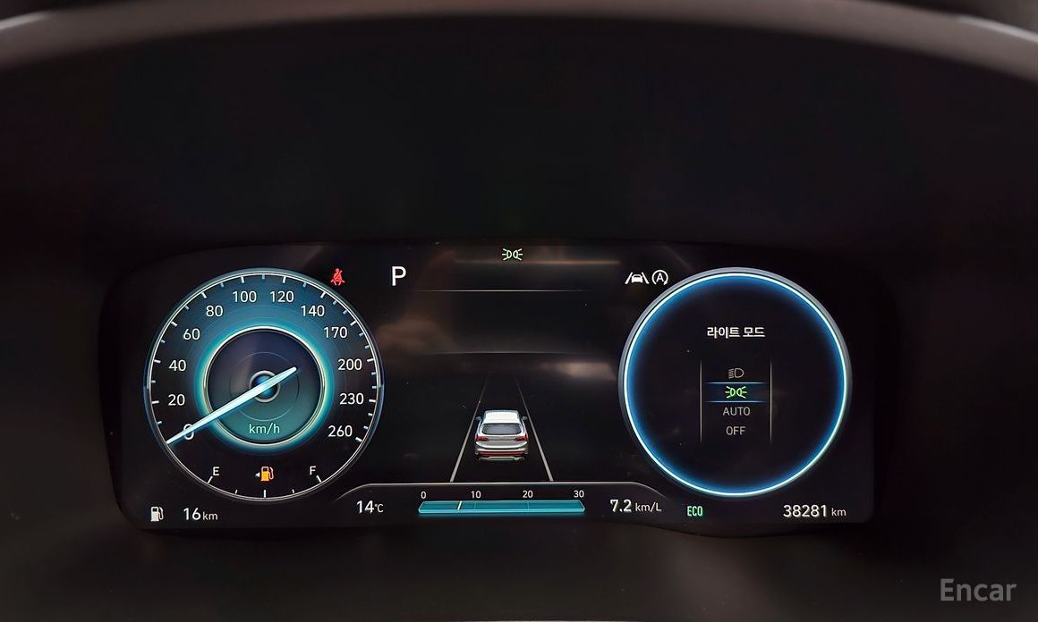 2022 Hyundai Santa Fe IV Рестайлинг Gasoline 2.5T 2WD Calligraphy с пробегом 38 281 км