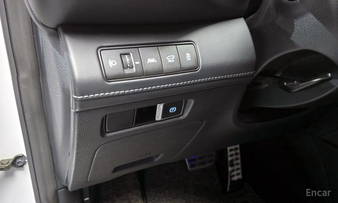 2021 Hyundai Santa Fe IV Рестайлинг Gasoline 2.5T 2WD Calligraphy с пробегом 85 807 км
