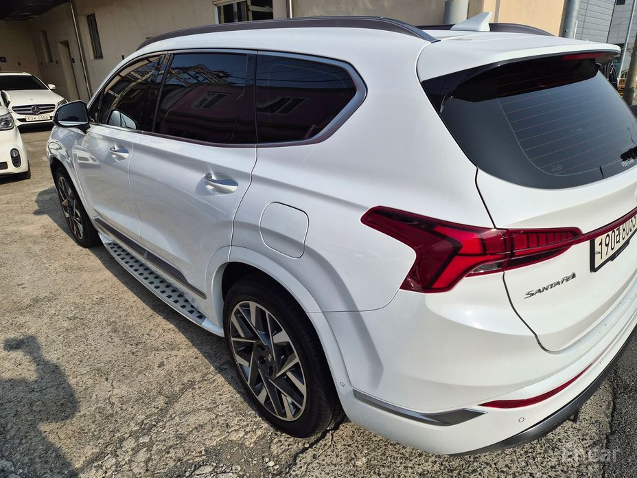 2021 Hyundai Santa Fe IV Рестайлинг Gasoline 2.5T 4WD Calligraphy с пробегом 60 800 км