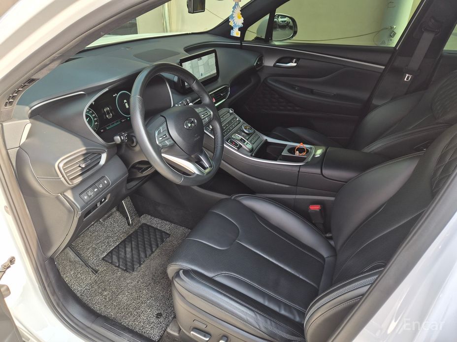 2021 Hyundai Santa Fe IV Рестайлинг Gasoline 2.5T 4WD Calligraphy с пробегом 60 800 км