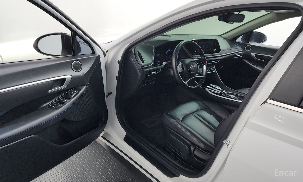 2021 Hyundai Sonata VIII (DN8) Modern с пробегом 85 260 км