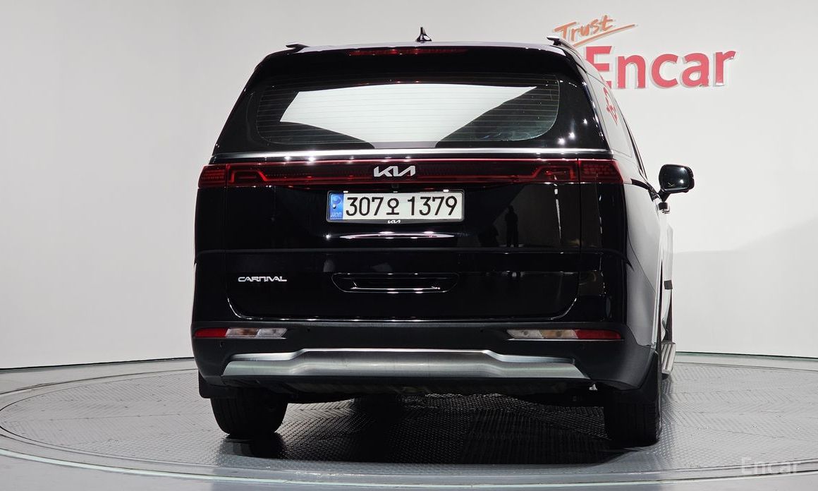 2023 Kia Carnival IV 9-Seater Noblesse с пробегом 78 129 км