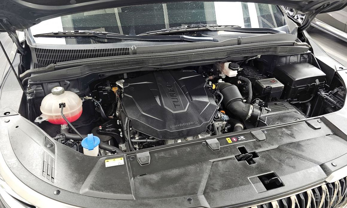2023 Kia Carnival IV 9-Seater Noblesse с пробегом 78 129 км