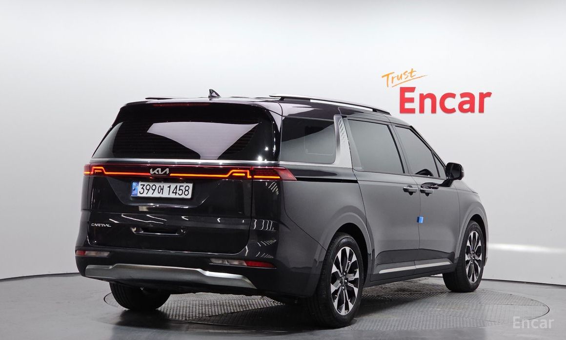 2023 Kia Carnival IV 9-Seater Signature с пробегом 113 194 км