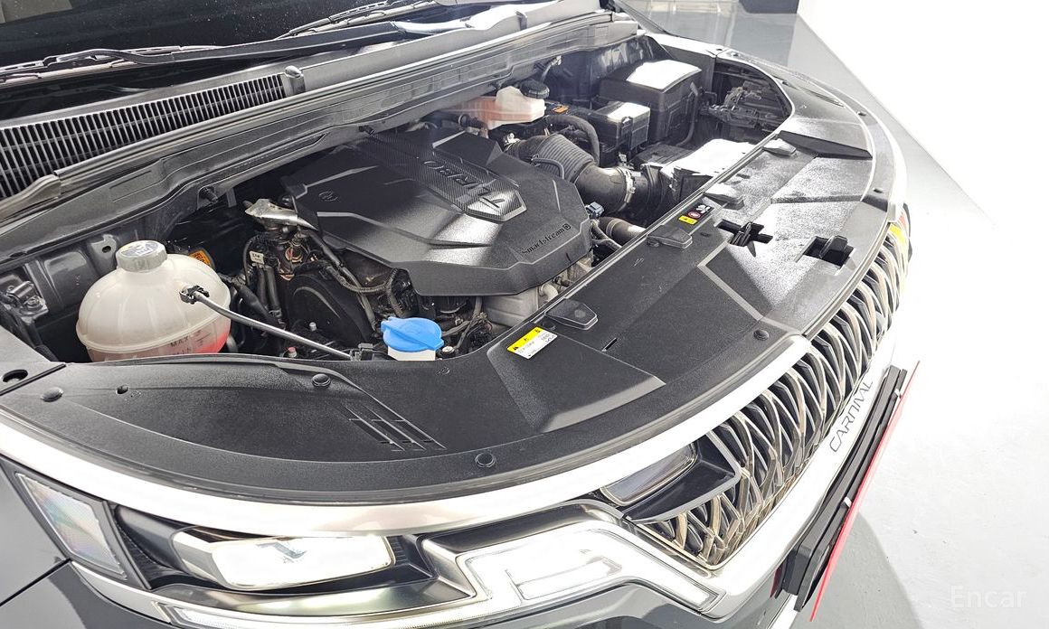2022 Kia Carnival IV 9-Seater Noblesse с пробегом 62 460 км