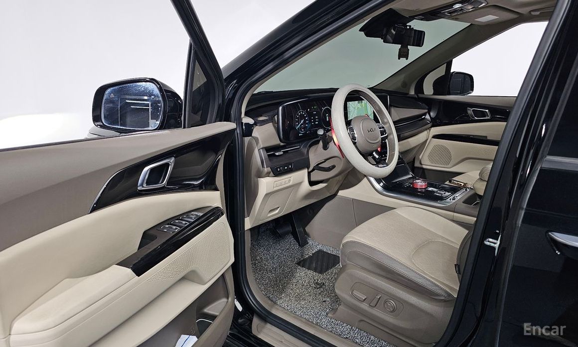 2022 Kia Carnival IV 9-Seater Noblesse с пробегом 62 460 км