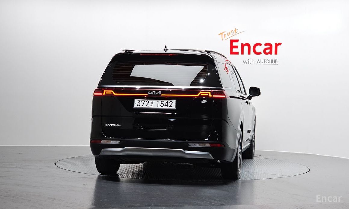 2022 Kia Carnival IV 9-Seater Noblesse с пробегом 54 777 км