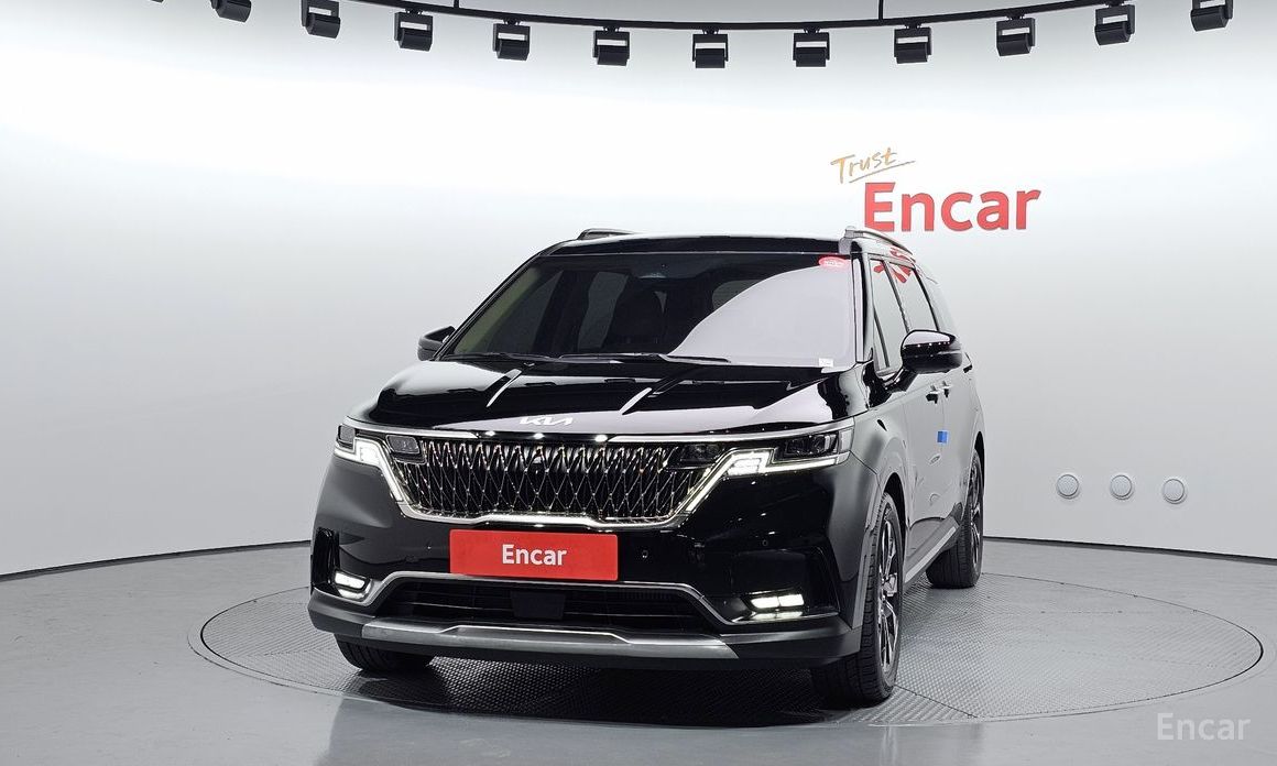 2022 Kia Carnival IV 9-Seater Signature с пробегом 36 556 км