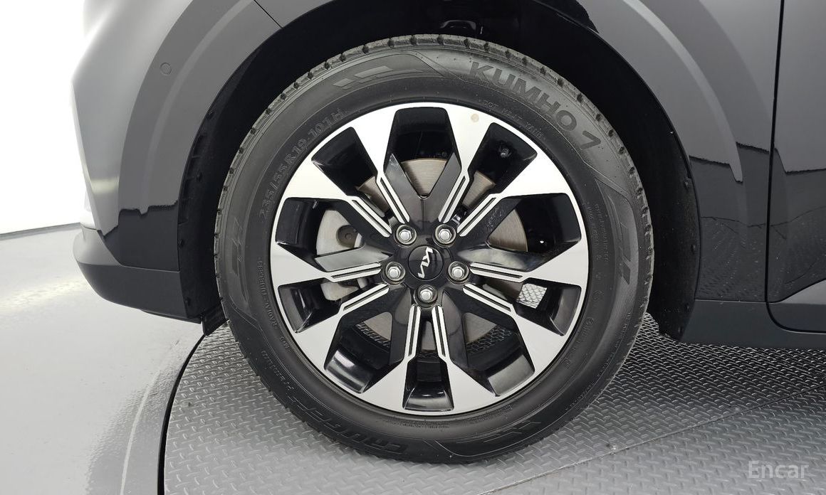 2022 Kia Carnival IV 9-Seater Signature с пробегом 36 556 км