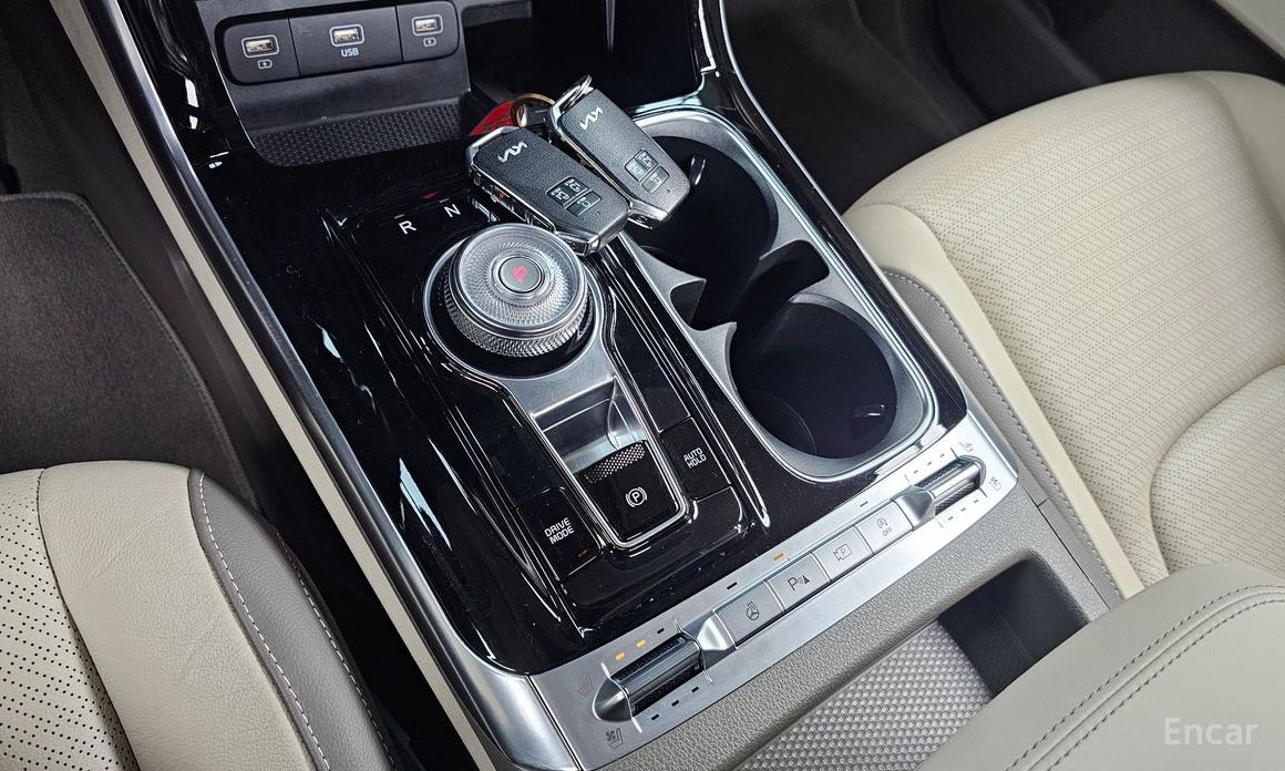 2022 Kia Carnival IV 9-Seater Noblesse с пробегом 54 777 км